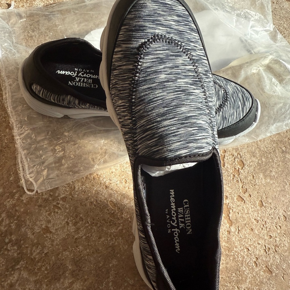 Avon Cushion Walk Memory Foam Slip-On Shoes - Black and Gray
